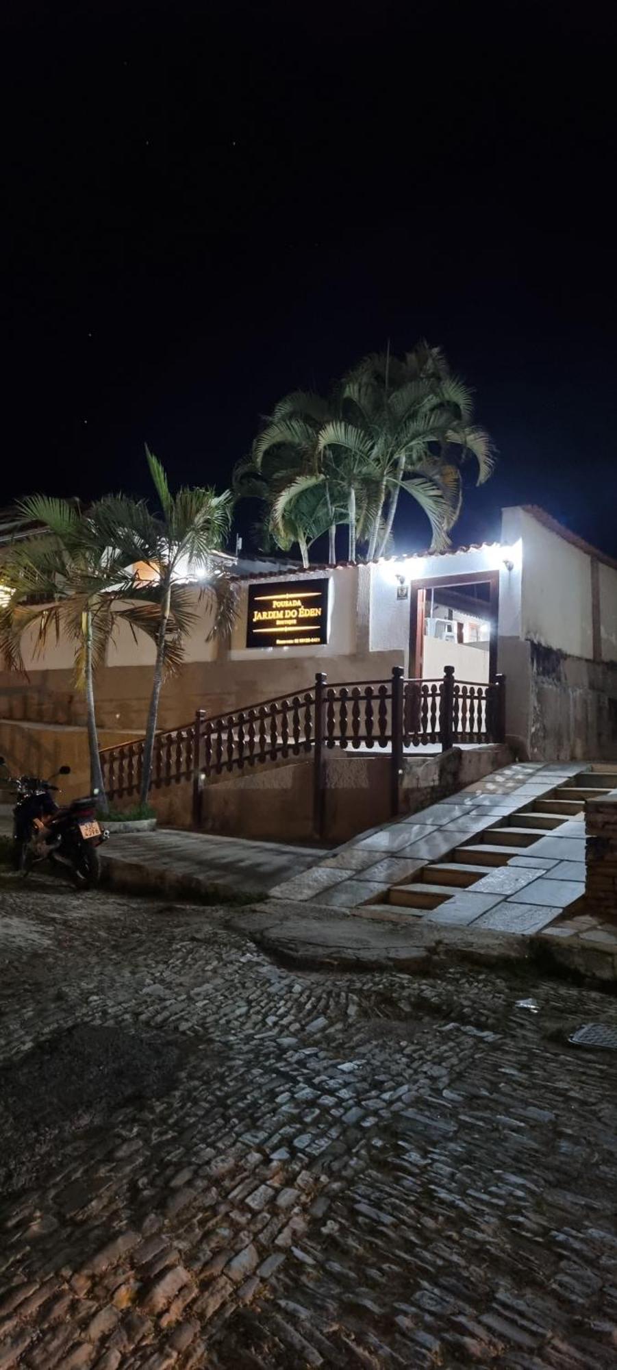 Jardim Do Eden Piri Hotel ปิเรนนอโปลิส ภายนอก รูปภาพ